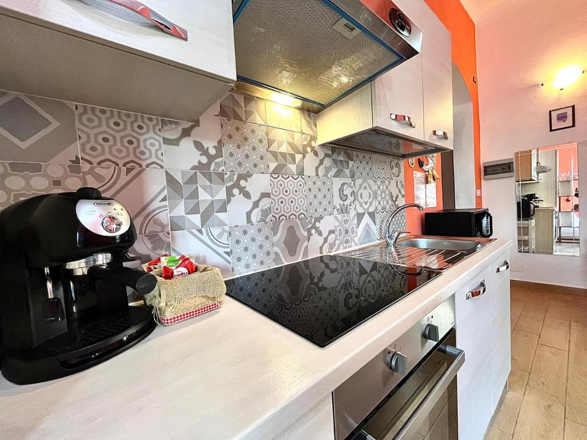 Ca Del Vins - Studio Flat In La Spezia Exterior photo